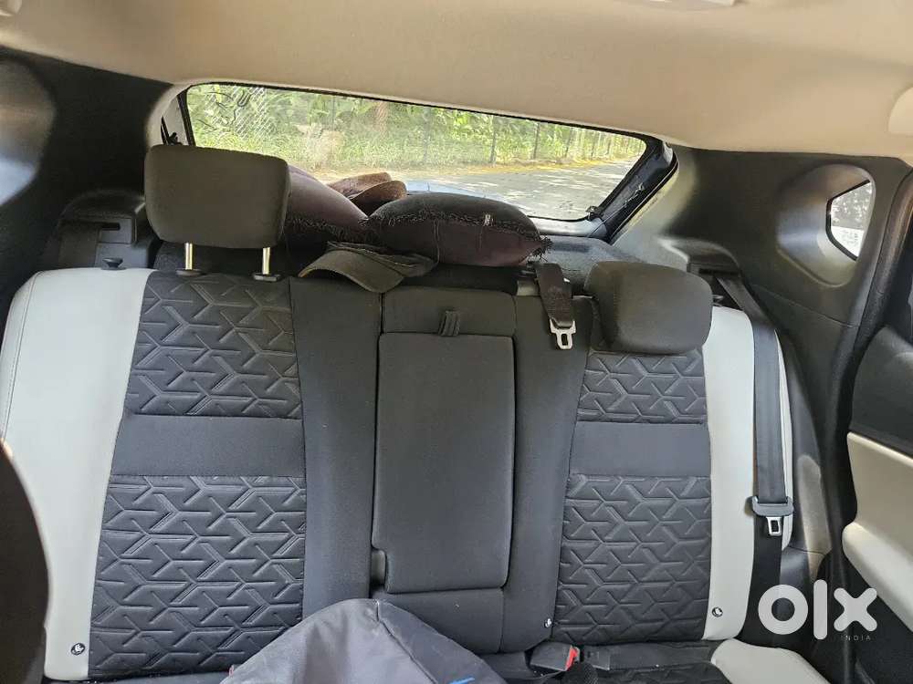 Nissan Magnite 2025petrol Well Maintained