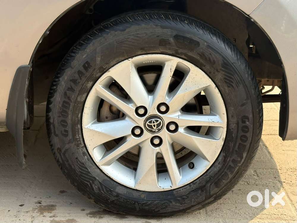 Toyota Innova Crysta 2.4 V 7 Str, 2018, Diesel
