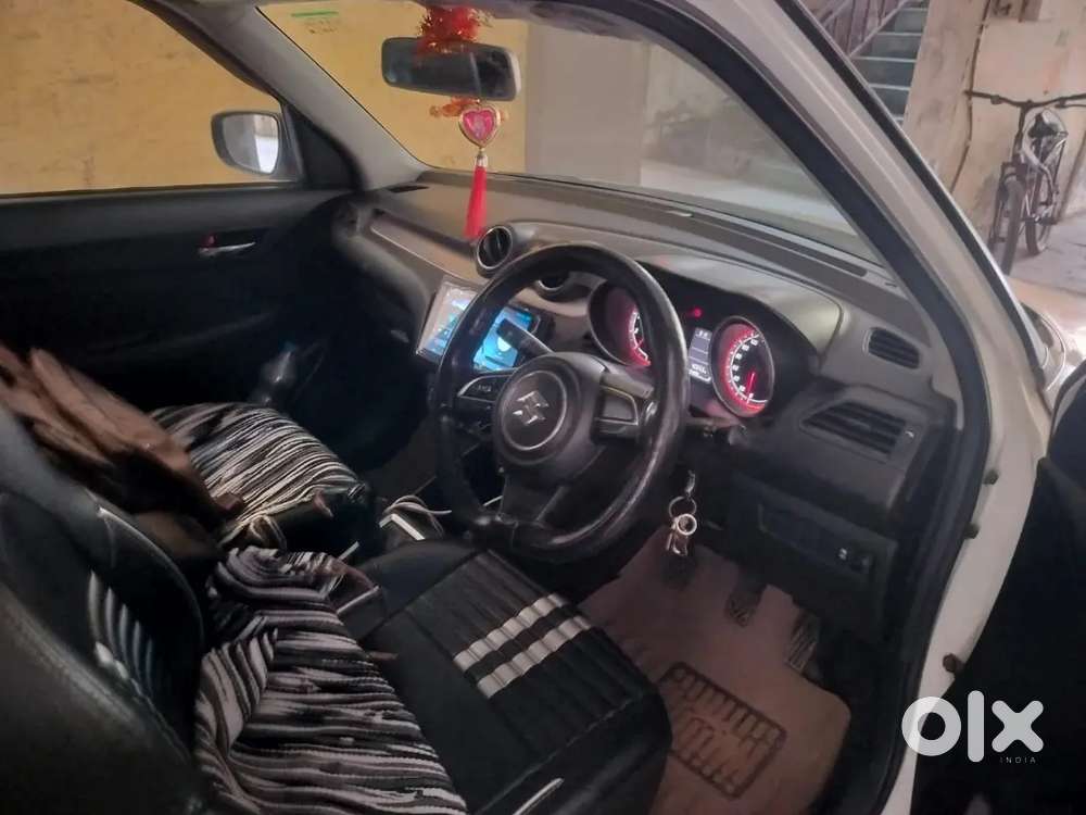 Maruti Suzuki Swift Petrol 2023