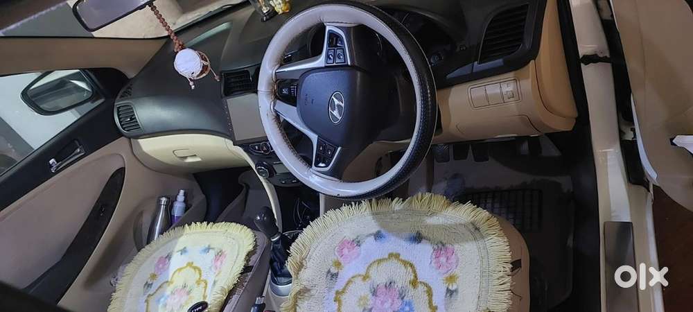 Hyundai Fluidic Verna 2011 Year