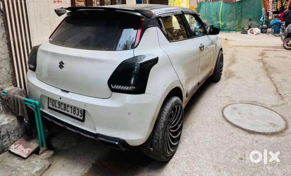 Maruti Suzuki Swift 2023 Petrol Manual