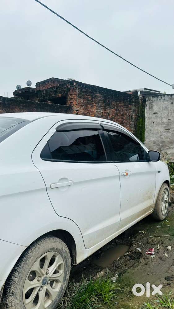 Ford Aspire Titanium 2017