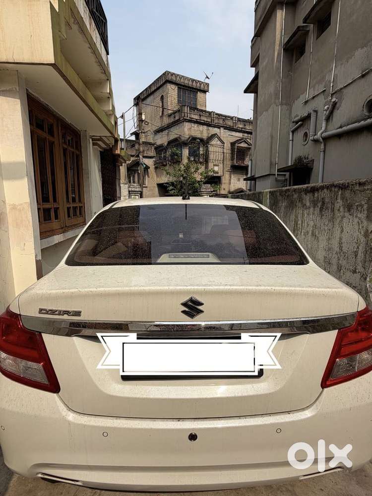 Maruti Suzuki Dzire 1.2 Vxi, 2022, Petrol