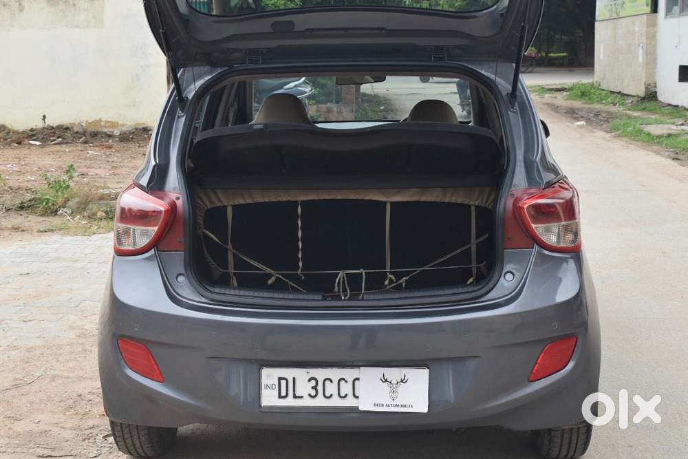 Hyundai Grand I10 Sportz, 2015, Petrol