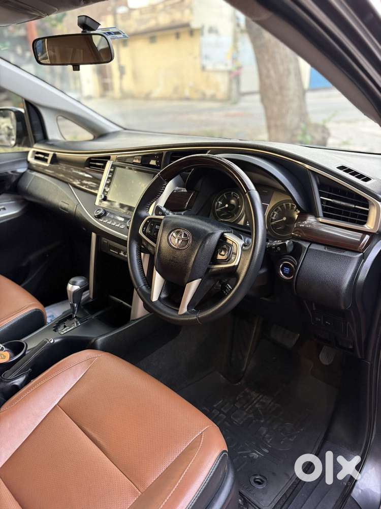 Toyota Innova Crysta [2020-ongoing] 2.4 Zx At 7 Str, 2021, Diesel