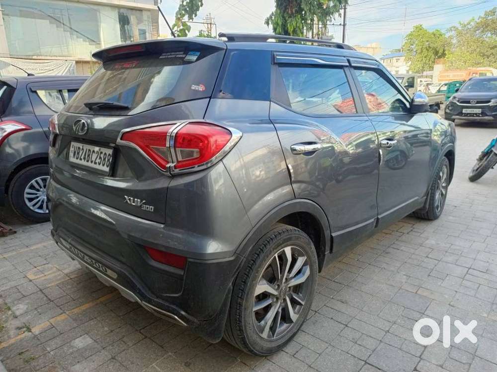 Mahindra Xuv300 W8 Option, 2021, Petrol