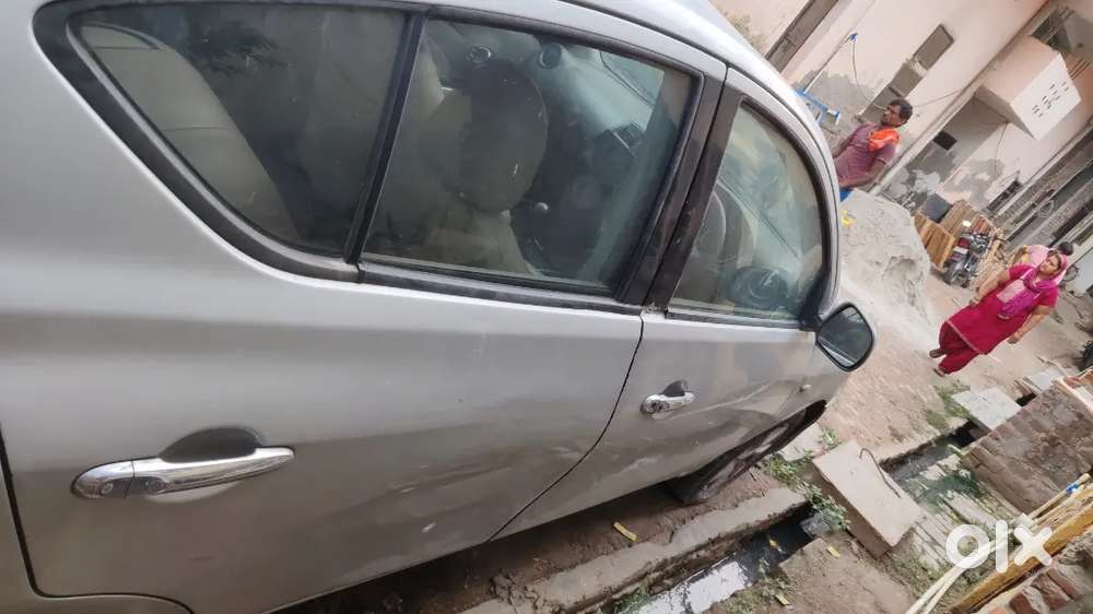 Nissan Sunny Petrol 2012