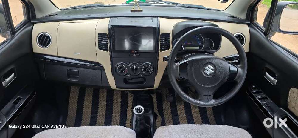 Maruti Suzuki Wagon R Vxi Mt 1.0l, 2017, Petrol