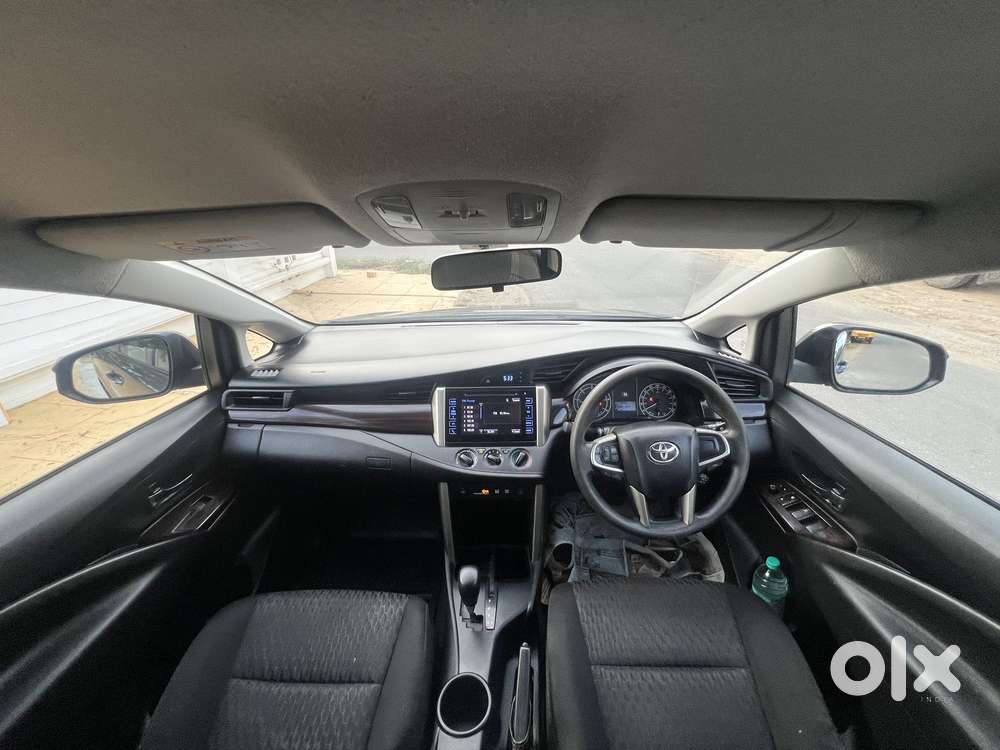 Toyota Innova Crysta 2.8 Gx At 8 Seater, 2018, Diesel