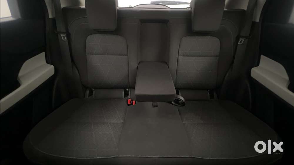 Tata Punch Creative Dual Tone Amt Sunroof, 2024, Petrol