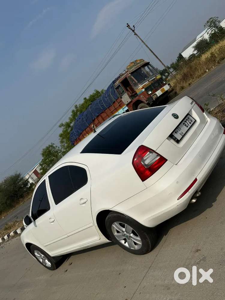 Skoda Laura 2013 Diesel 98000 Km Driven