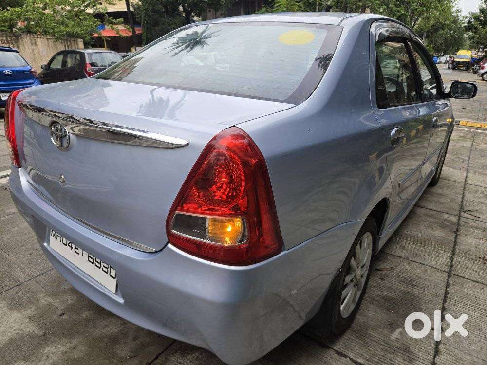 Toyota Etios V, 2011, Petrol