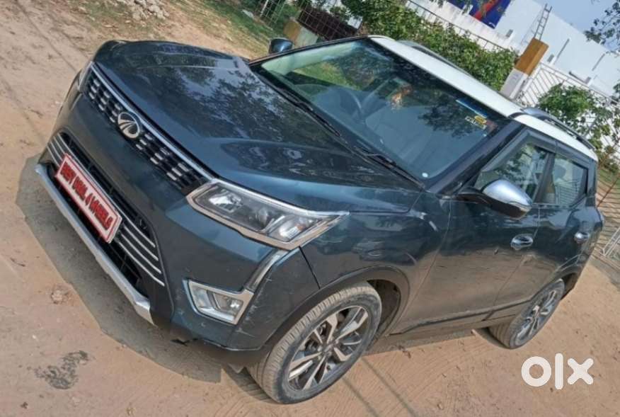 Mahindra Xuv300 W8, 2020, Petrol