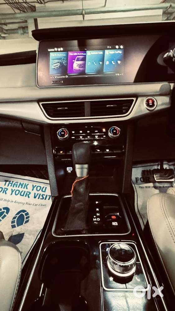 Mahindra Xuv700 Petrol 2023