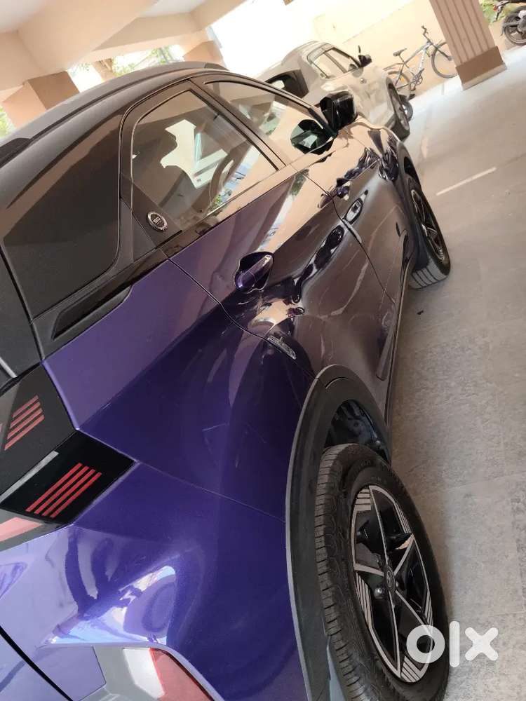 Tata Nexon Top Model Purple Fearless Pr Plus S Dca Dual Tone