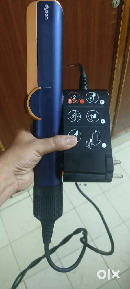 Dyson Air Straightener