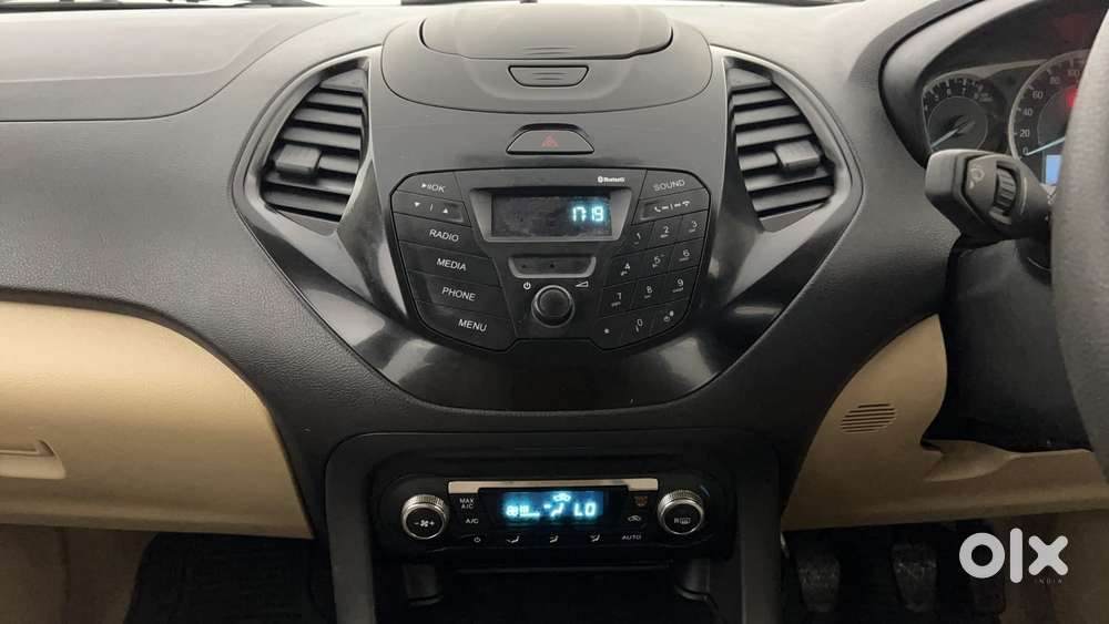 Ford Figo Aspire Titanium, 2017, Petrol