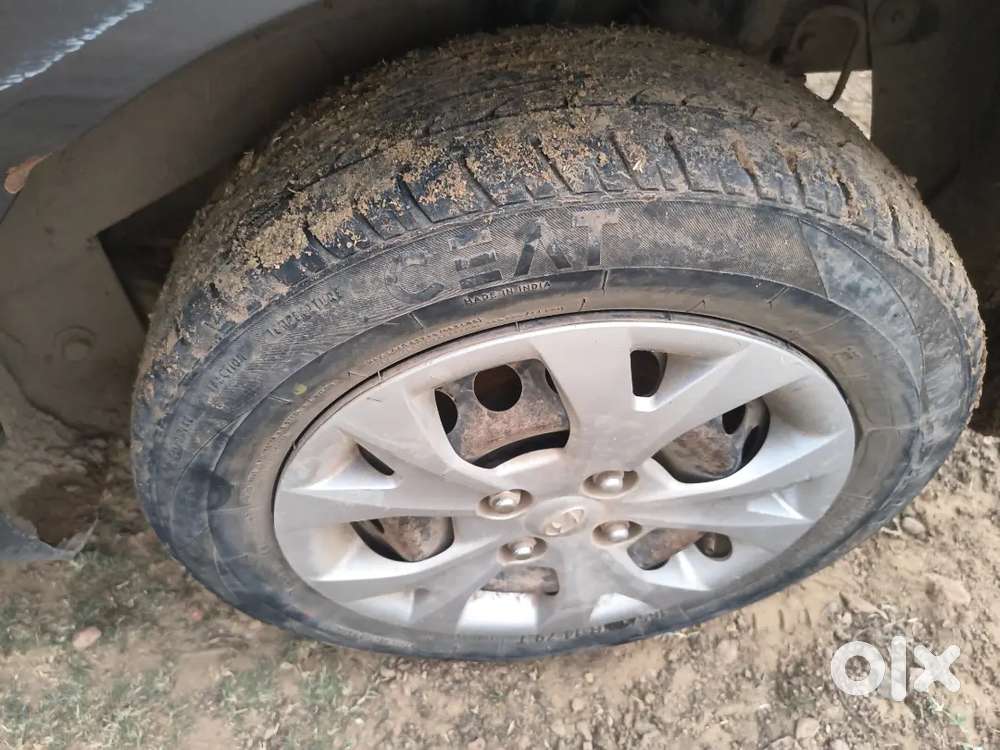 Grand I10 Desial 2016 Model 25km Average Hai,full Service Ho Chuki Hai