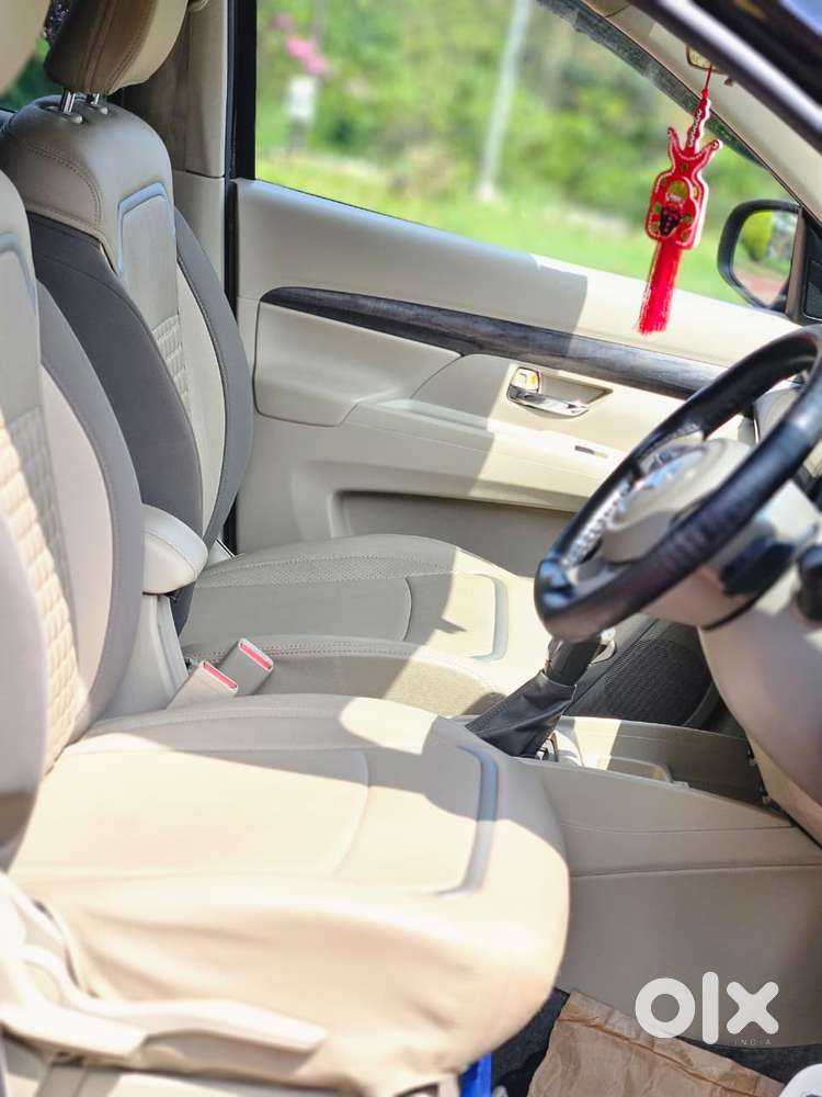 Maruti Suzuki Ertiga Zxi At, 2024, Petrol