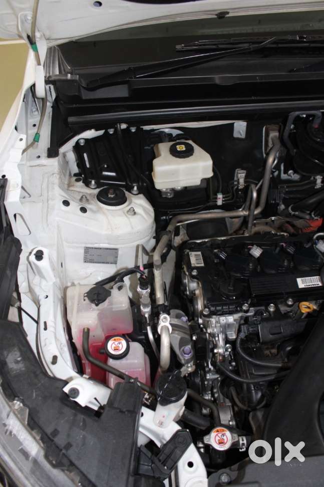 Toyota Innova Hycross 2.0 Zx Hybrid 7 Str, 2025, Petrol