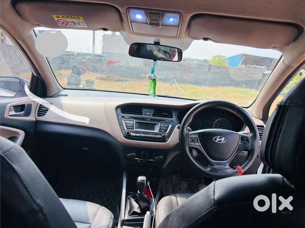 Hyundai I20 2017 White Colour