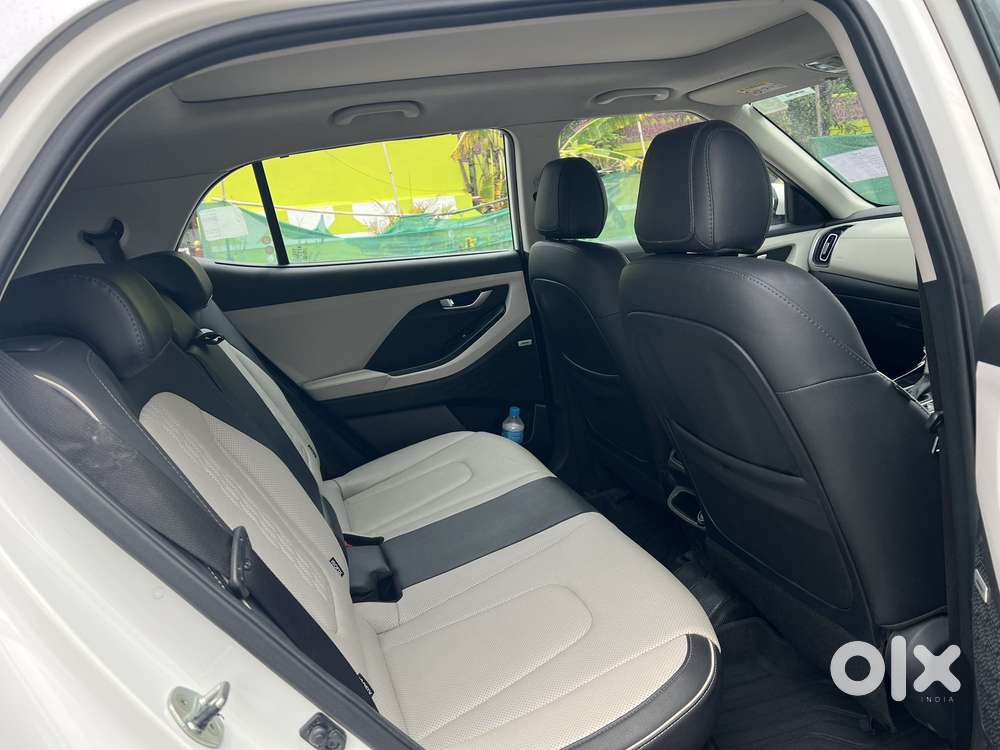 Hyundai Creta 1.5 Sx (o) Ivt Petrol, 2022, Petrol
