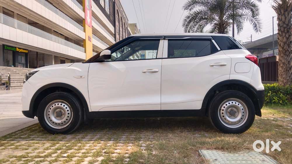 Mahindra Xuv300 W4, 2024, Petrol
