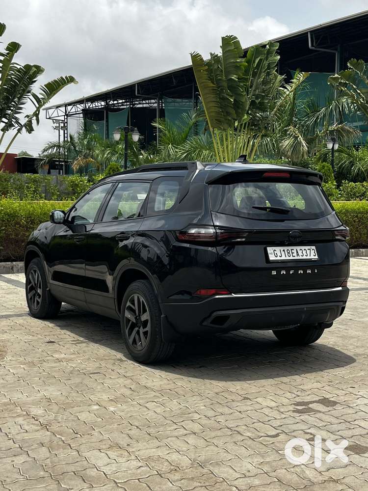 Tata Safari 2.0 Kryotec Xza Plus 6s Red Dark Edition, 2023, Diesel
