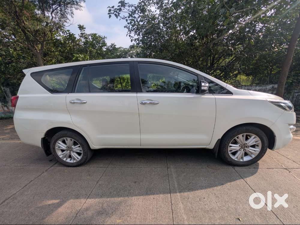 Toyota Innova Crysta 2017
