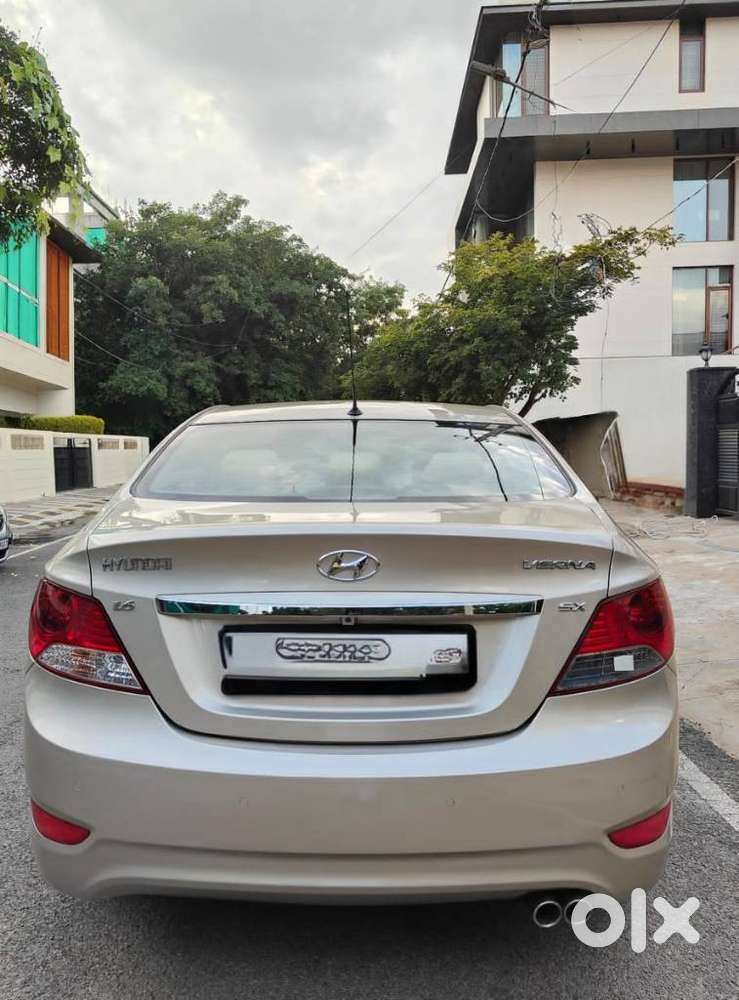 Hyundai Verna Fluidic 1.6 VTVT SX, 2011, Petrol