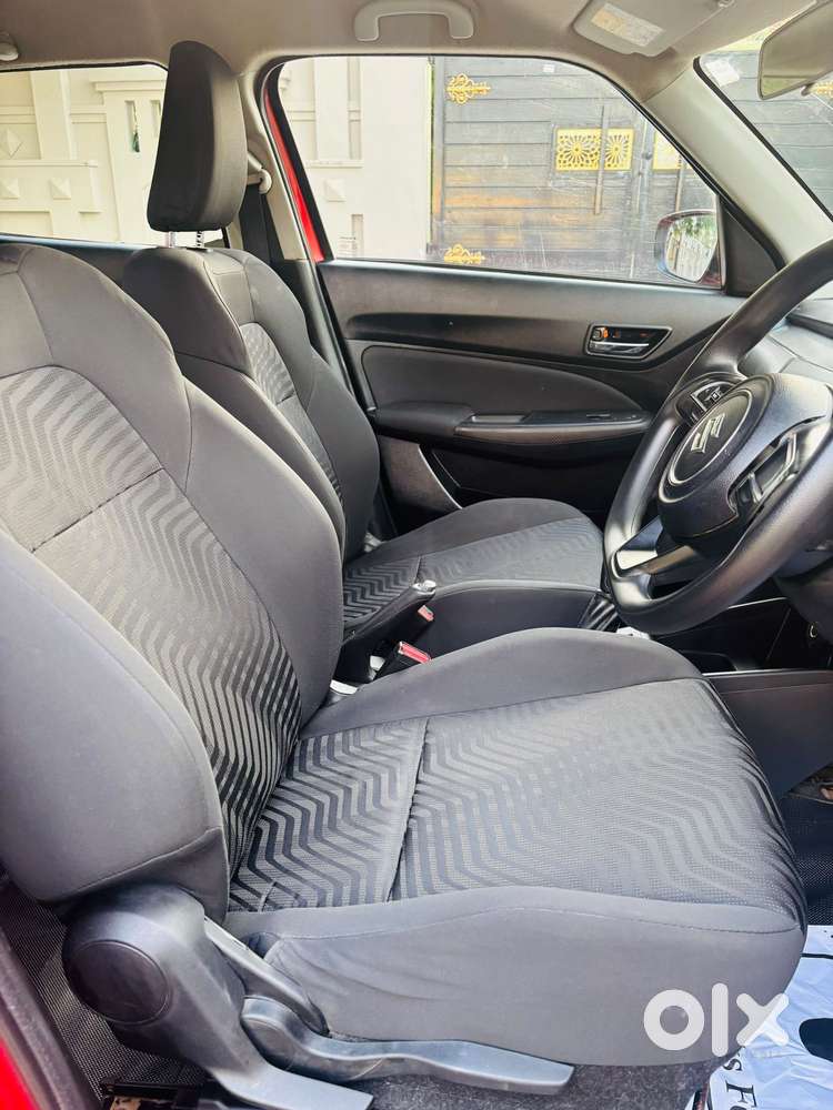 Maruti Suzuki Swift Vxi Optional, 2020, Petrol