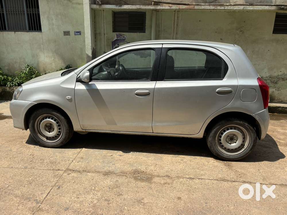 Toyota Etios Liva 2013