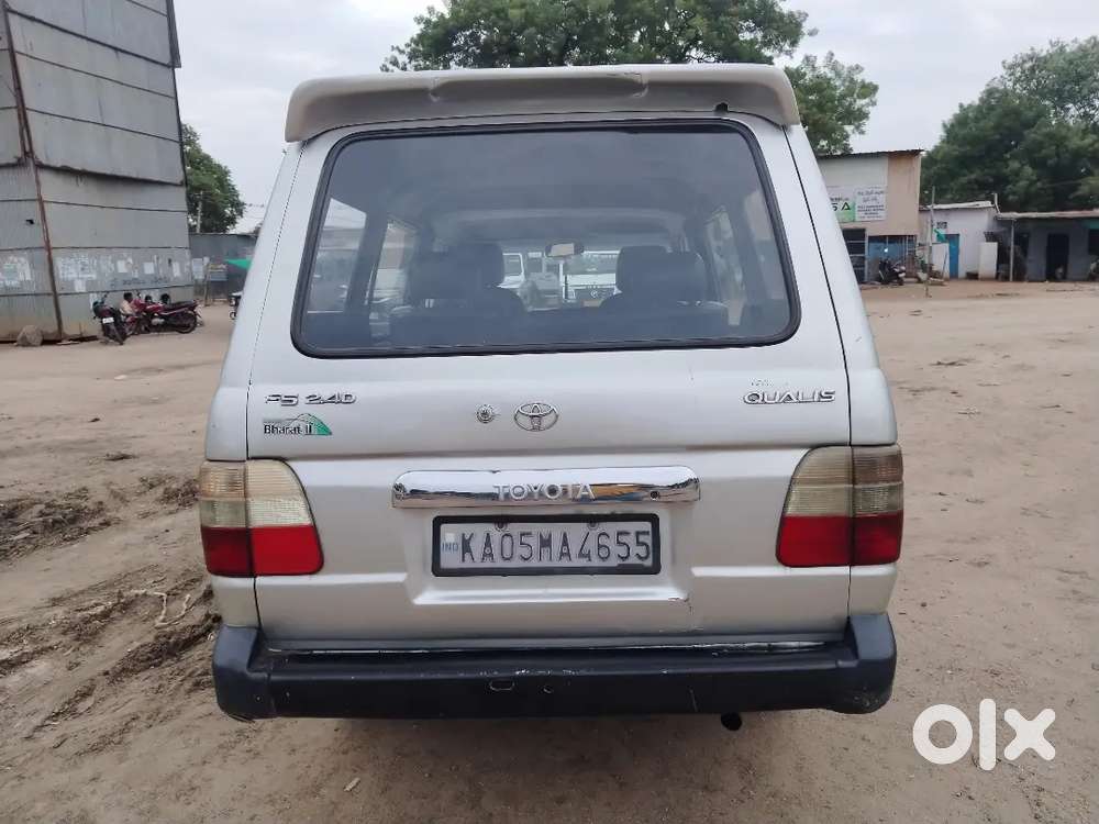Toyota Qualis 2003