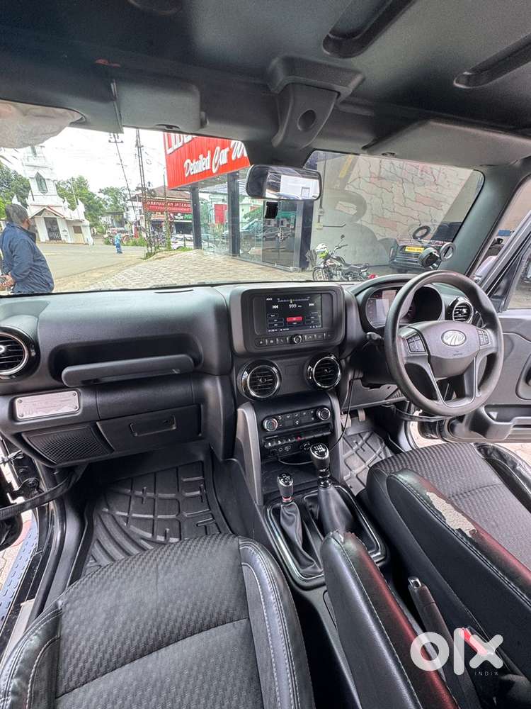 Mahindra Thar 4x4 (top Variant)