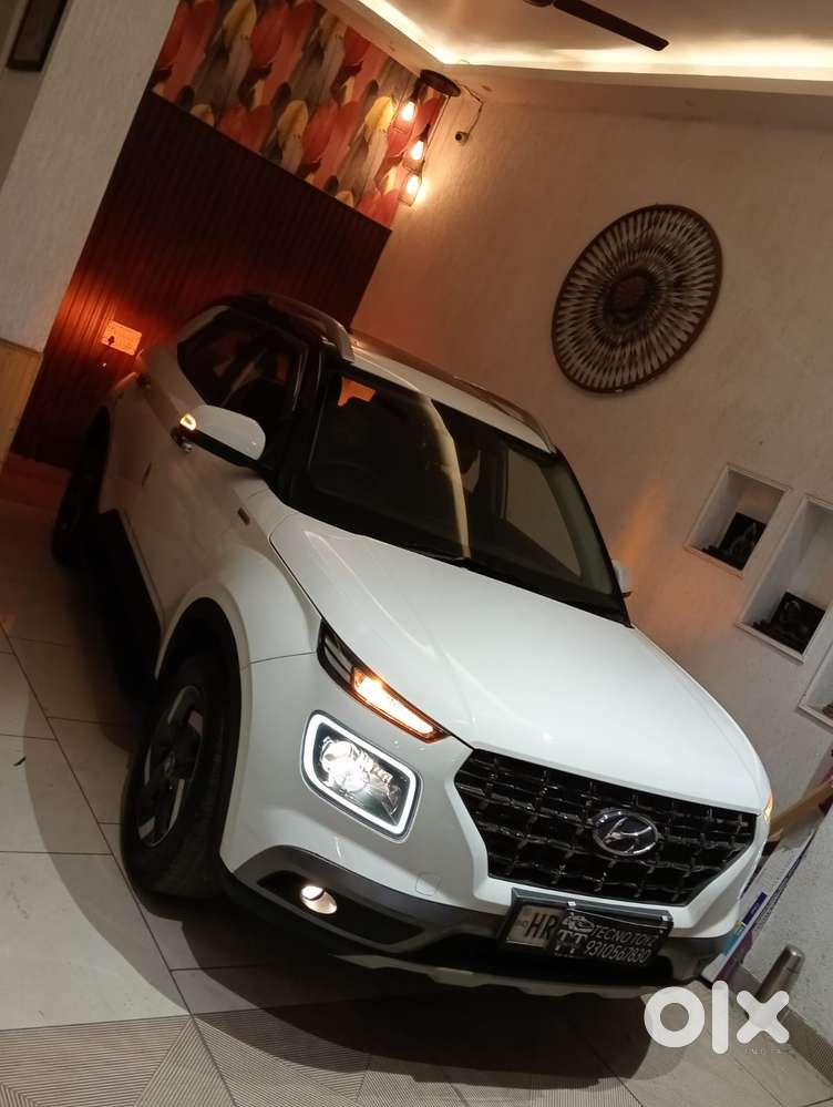 Hyundai Venue Sx Plus Turbo Dct, 2019, Petrol