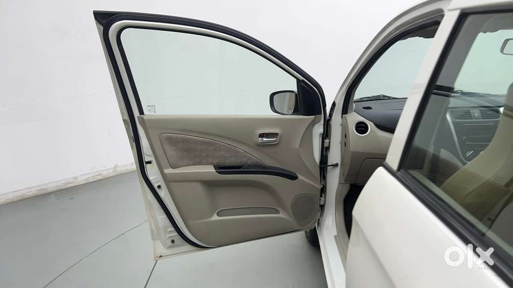 Maruti Suzuki Celerio Zxi Optional Amt, 2016, Petrol
