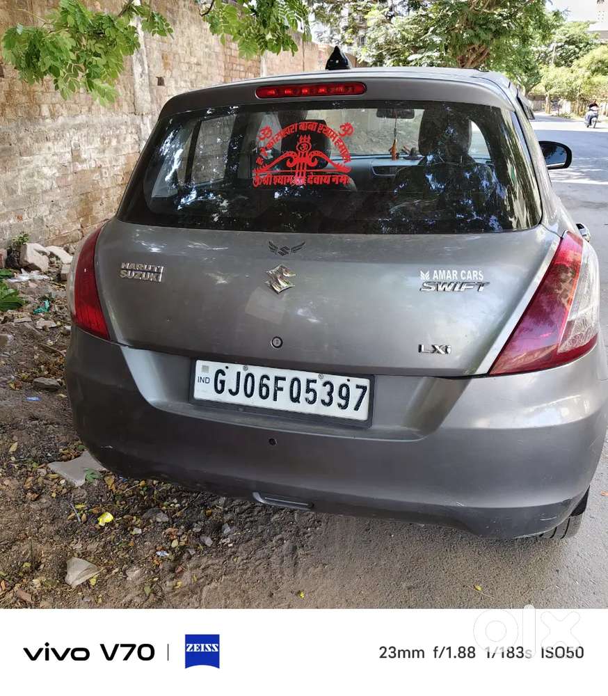 Maruti Suzuki Swift Lxi 2013