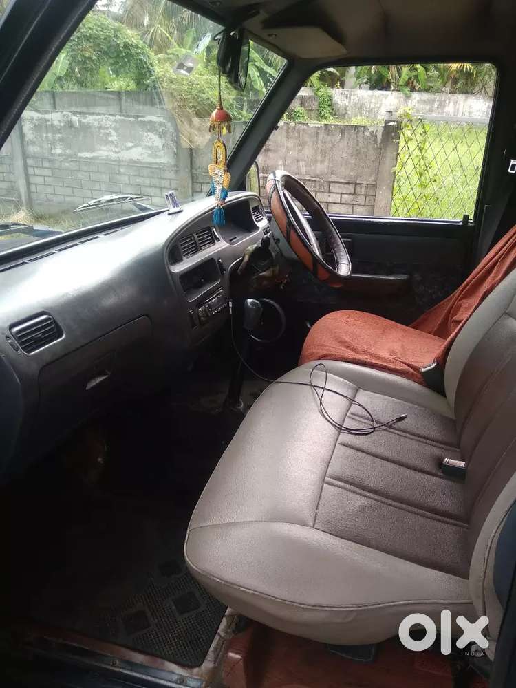 Toyota Qualis 2.4 D 2001paper Update 2031