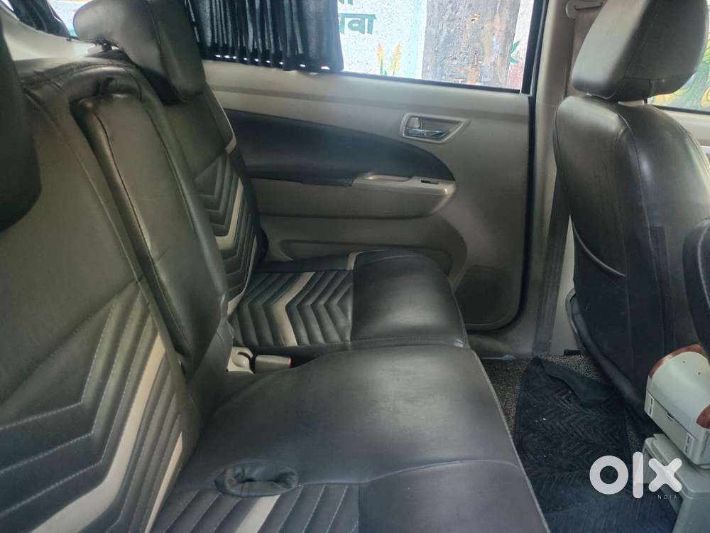 Maruti Suzuki Ertiga Vxi At, 2017, Cng & Hybrids