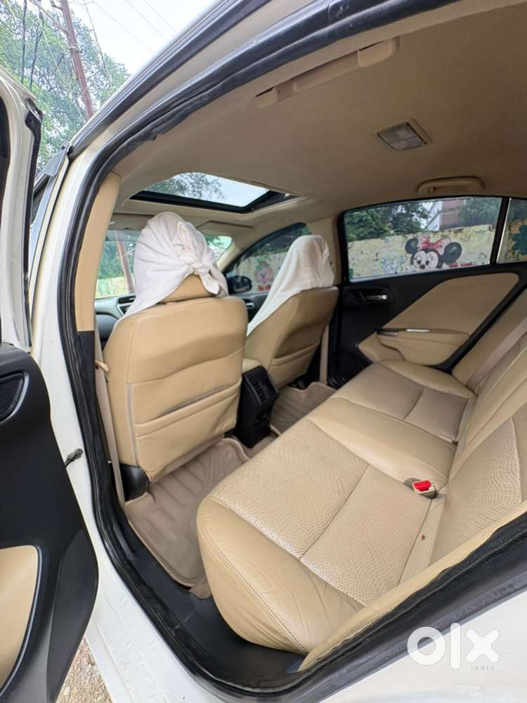 Honda City Zx 2015 Cng & Hybrids With Sunroof