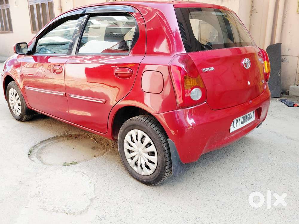 Toyota Etios Liva 2011-2012 G, 2011, Petrol