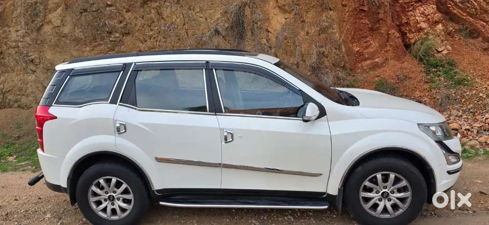 Mahindra Xuv500 W8 Diesel 2018 Sunroof