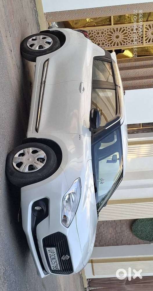 Maruti Suzuki Swift Vxi Optional, 2019, Petrol