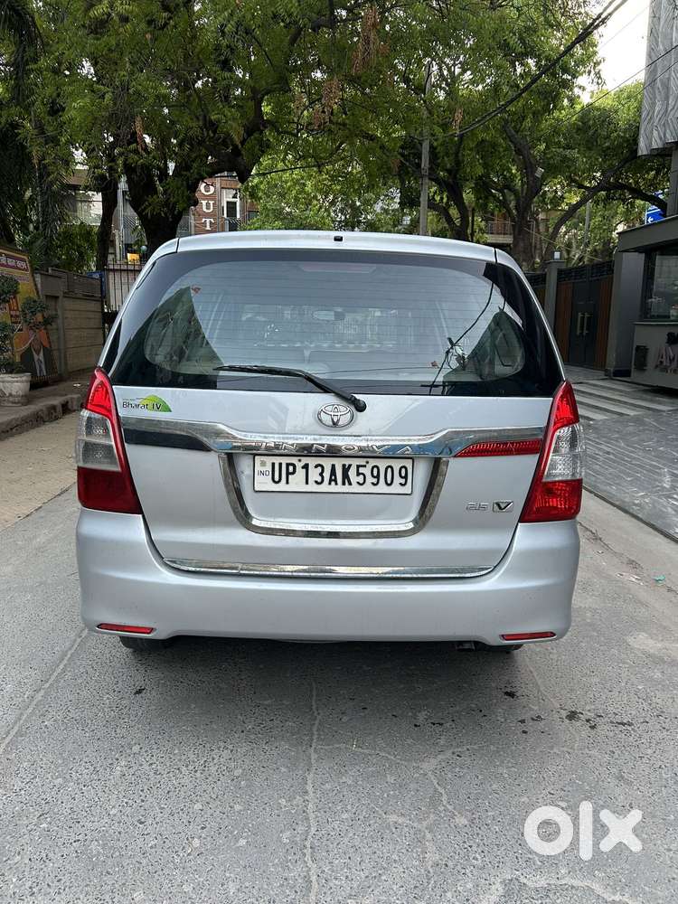 Toyota Innova 2.5 Vx 8 Str Bs-iii, 2014, Diesel