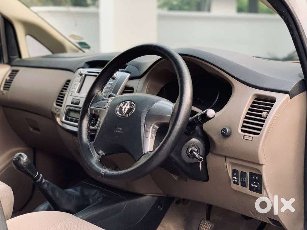 Toyota Innova 2.5 Vx 7 Str, 2016, Diesel