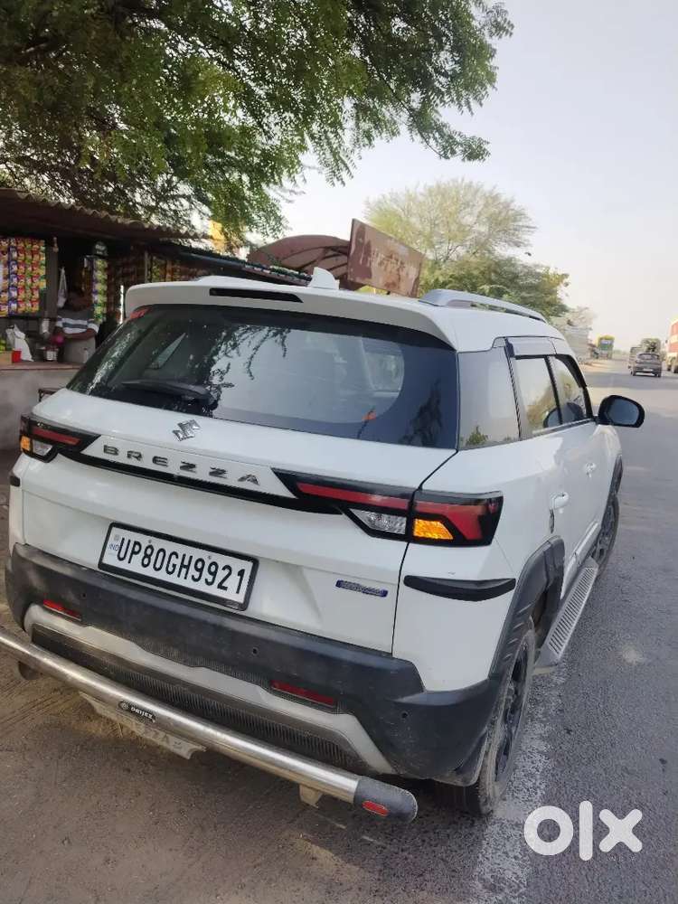 Brezza Zxi Smart Hybrid Petrol 64k Km - Pearl White, Single Owner