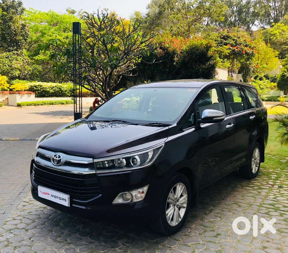 Toyota Innova Crysta