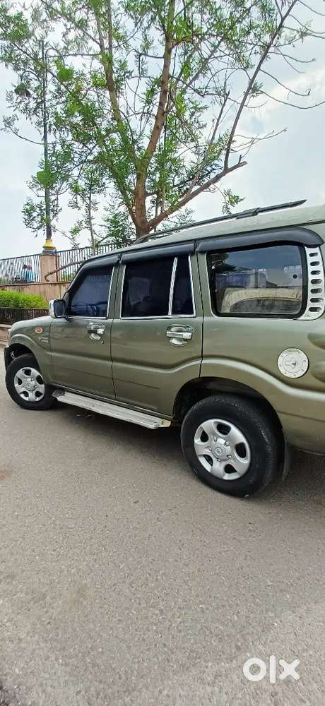 Mahindra Scorpio 2009 Diesel Manual