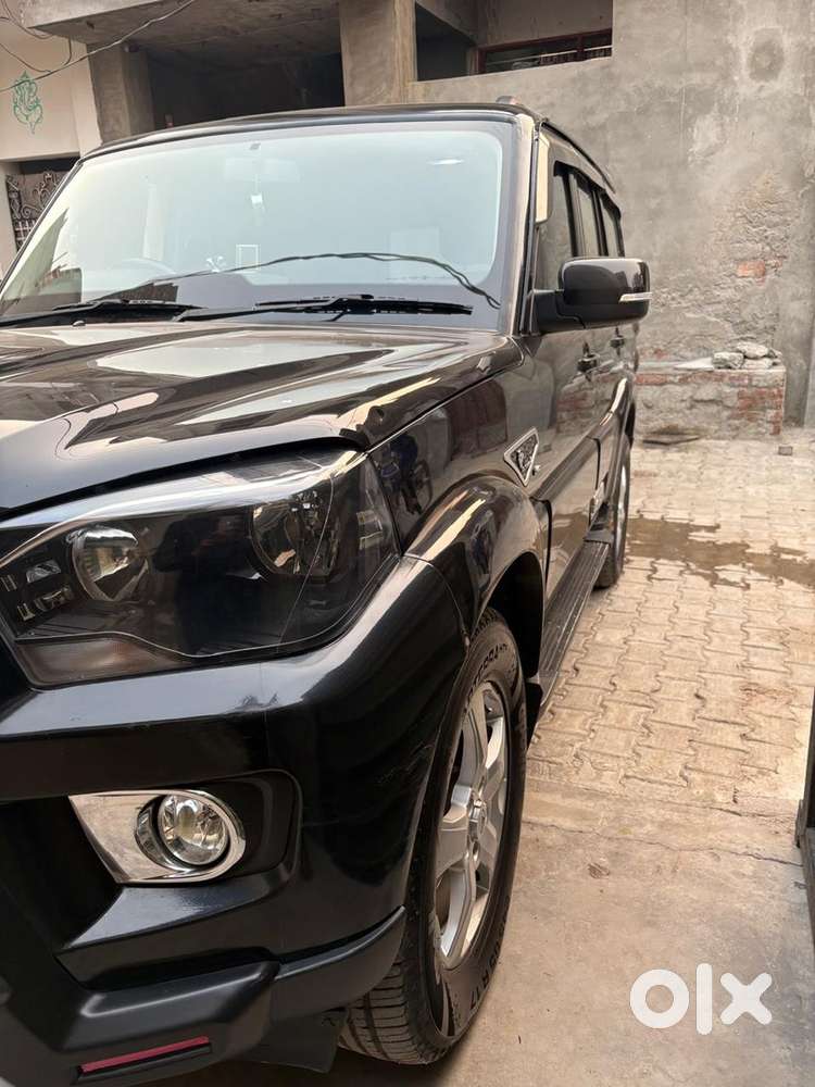 Mahindra Scorpio Classic 2021