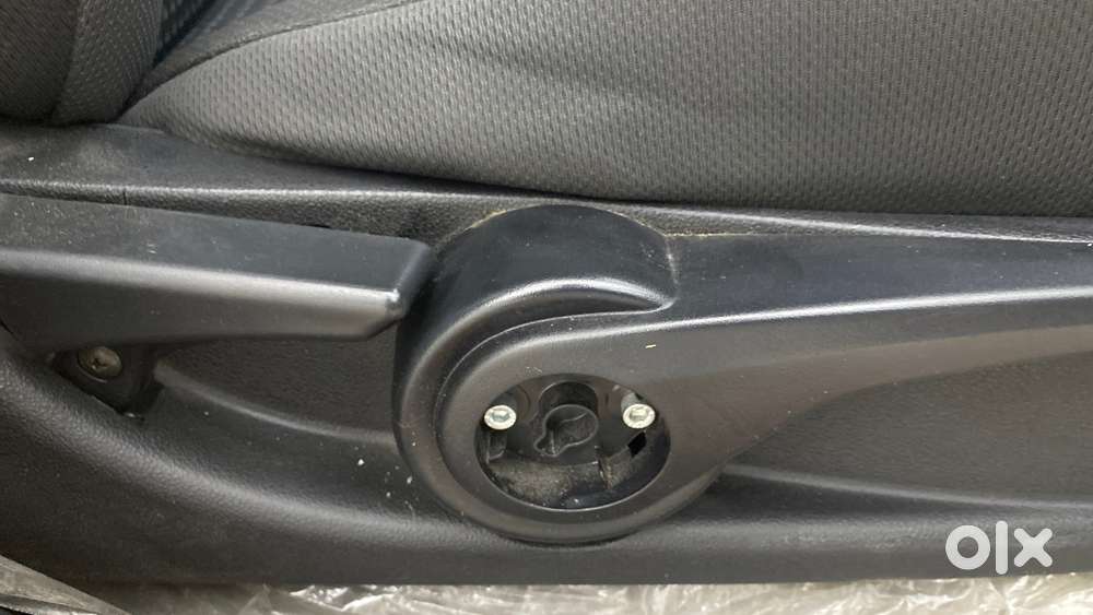 Tata Tiago 1.2 Revotron Xza, 2018, Petrol